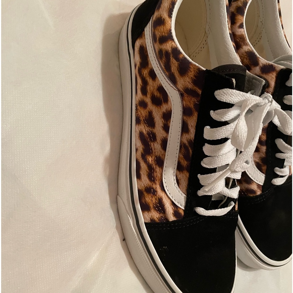 Leopard van sneakers
